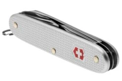Victorinox Pioneer Alox Silver 0.8201.26 Couteau Suisse -Victorinox Boutique 5V0 8201 26 04 victorinox pioneer alox silver 5V0 8201 26 d4