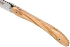 Laguiole En Aubrac Ecir Set De Couteaux à Steak 6 Pièces En Bois D'olivier 15 Laguiole En Aubrac Ecir Set De Couteaux à Steak 6 Pièces En Bois D'olivier -Victorinox Boutique AU6MC99Z42L 06 laguiole en aubrac