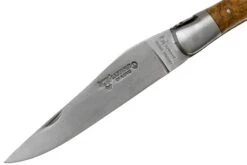 Laguiole En Aubrac 12cm Teck Guillochage Manuel L0212LKH/FSB1, Couteau Laguiole -Victorinox Boutique AUL0212LKH FSB1 03 laguiole en aubrac