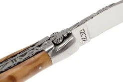 Laguiole En Aubrac 12cm Doubles Platines, Loupe D'olivier, L0712LLI-FSJ1 -Victorinox Boutique AUL0712LLI FSJ1 04 laguiole en aubrac aul0712lli fsj1 04