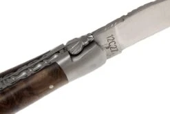 Laguiole En Aubrac 12cm Doubles Platines, Loupe De Noyer, L0712LYI-FSB1 -Victorinox Boutique AUL0712LYI FSB1 04 laguiole en aubrac aul0712lyi fsb1 04