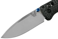 Benchmade Bugout 535-3 Carbon Fibre, CPM S90V, Couteau De Poche 11 Benchmade Bugout 535-3 Carbon Fibre, CPM S90V, Couteau De Poche -Victorinox Boutique BE535 3 03 benchmade