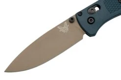Benchmade Bugout 535FE-05 Crater Blue Grivory, Flat Dark Earth Cerakote, Couteau De Poche -Victorinox Boutique BE535FE 05 03 benchmade