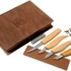 BeaverCraft Basic Set Of 4 Knives S07 Book Kit De Sculpture Sur Bois Avec Boîte De Rangement Livre En Bois 2 BeaverCraft Basic Set Of 4 Knives S07 Book Kit De Sculpture Sur Bois Avec Boîte De Rangement Livre En Bois -Victorinox Boutique BVS07BOOK 01 beavercraft