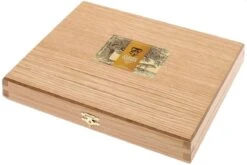 Claude Dozorme Le Thiers Coffret De Couteaux à Steak 6 Pièces, Ébène 19 Claude Dozorme Le Thiers Coffret De Couteaux à Steak 6 Pièces, Ébène -Victorinox Boutique CD5 90 001 70MI 09 claude dozorme cd5 90 001 70mi 09