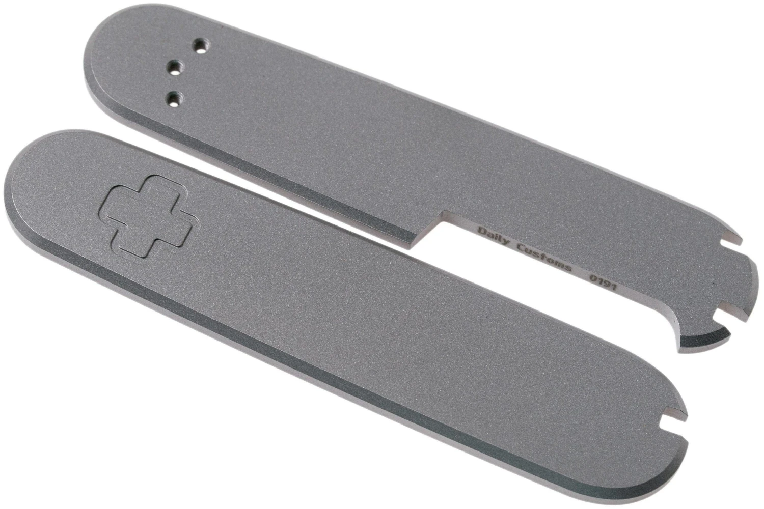 Daily Customs 91.2+ Plain, Titanium P10008591 Plaquettes Pour Victorinox 3 Daily Customs 91.2+ Plain, Titanium P10008591 Plaquettes Pour Victorinox