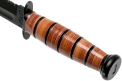 KA-BAR Short USMC 1252 Couteau à Lame Fixe Partiellement Dentelé, étui En Cuir -Victorinox Boutique KA1252 04 ka bar
