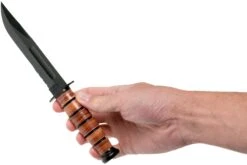 KA-BAR Short USMC 1252 Couteau à Lame Fixe Partiellement Dentelé, étui En Cuir -Victorinox Boutique KA1252 06 ka bar