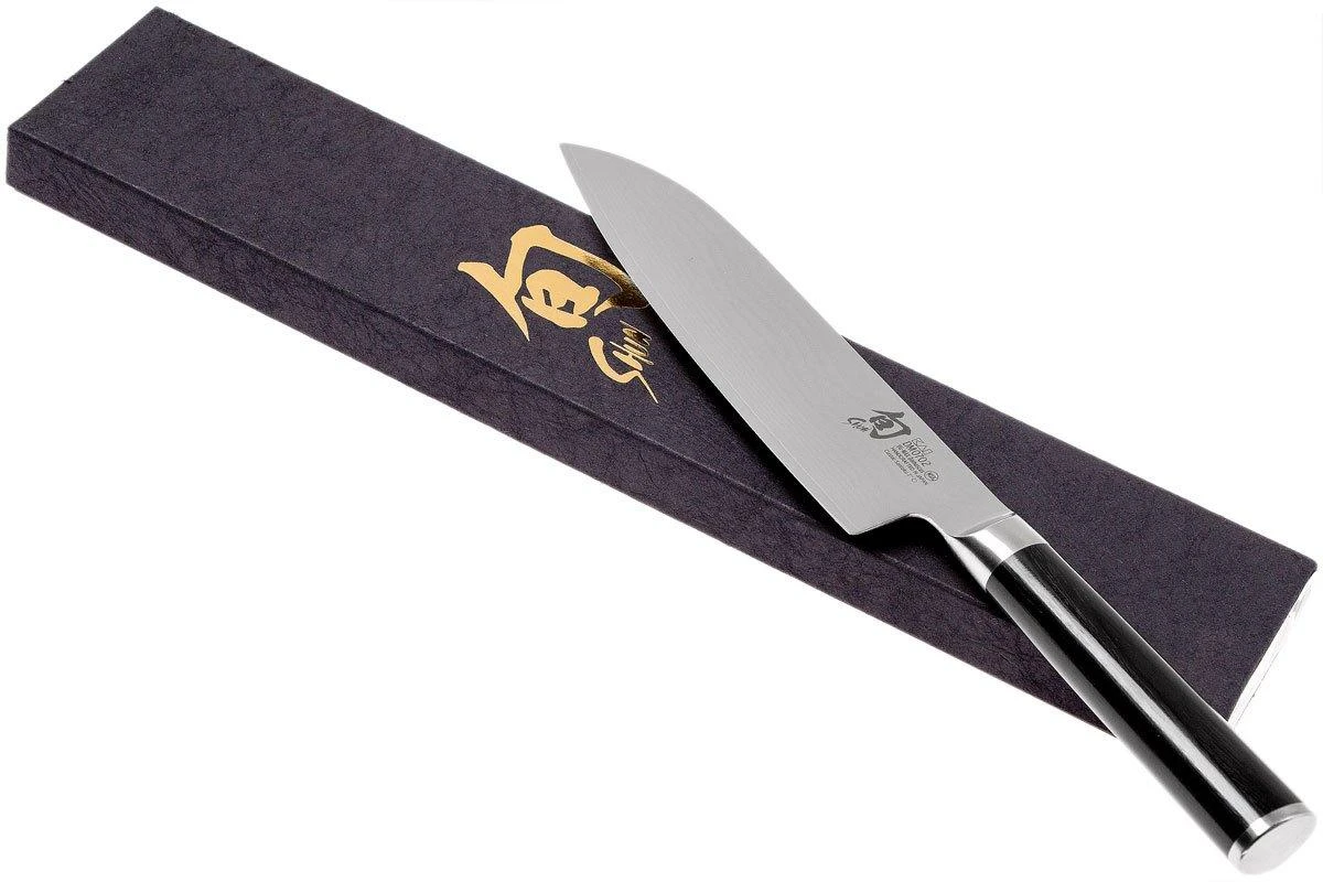 Kai Shun Classic Santoku, 18 Cm 10 Kai Shun Classic Santoku, 18 Cm – Image 8
