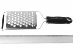 Microplane - Râpe à Très Gros Et Extra Large Grains Gourmet -Victorinox Boutique KT3068 03 microplane rasp kt3068 d3