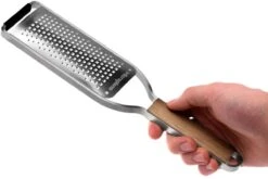 Microplane Master Grater Rasp Coarse #3, Grossière 43300 -Victorinox Boutique MP43300 04 microplane master grater mp43300 04