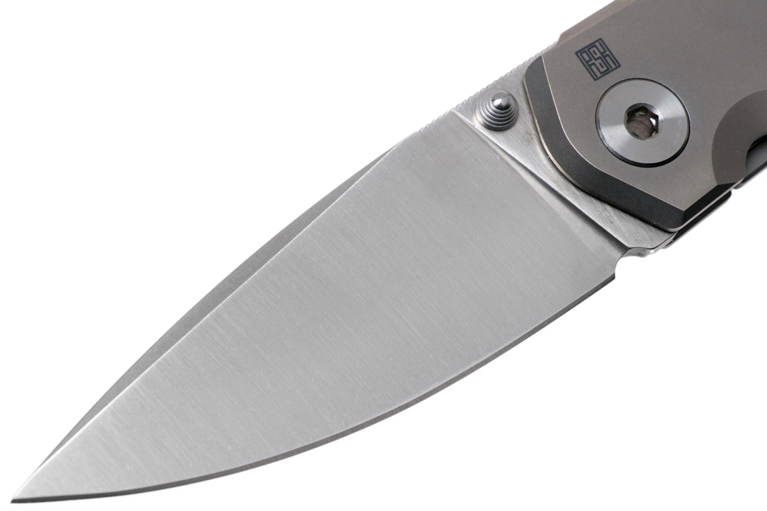 Real Steel Phasma, M390 Titanium, Thumb Stud 9225 Couteau De Poche, Poltergeist Design 9 Real Steel Phasma, M390 Titanium, Thumb Stud 9225 Couteau De Poche, Poltergeist Design – Image 7