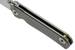 Real Steel Phasma, M390 Titanium, Thumb Stud 9225 Couteau De Poche, Poltergeist Design 30 Real Steel Phasma, M390 Titanium, Thumb Stud 9225 Couteau De Poche, Poltergeist Design -Victorinox Boutique RL9225 07 realsteel