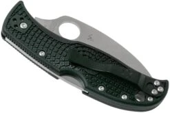 Spyderco Rockjumper C254SBK Serrated Couteau De Poche -Victorinox Boutique SPC254SBK 04 spyderco