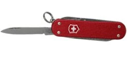 Victorinox Classic Alox Red 0.6221-20R4.KTE1 Knivesandtools Edition, Couteau Suisse -Victorinox Boutique VT0 6221 20R4 KTE1 03 victorinox