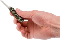 Victorinox Classic SD Camouflage 0.6223.94 Couteau Suisse -Victorinox Boutique VT0 6223 94 05 victorinox vt0 6223 94 05