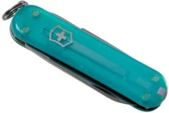 Victorinox Classic SD Translucent Colors, Tropical Surf 0.6223.T24G Couteau Suisse -Victorinox Boutique VT0 6223 T24G 04 victorinox