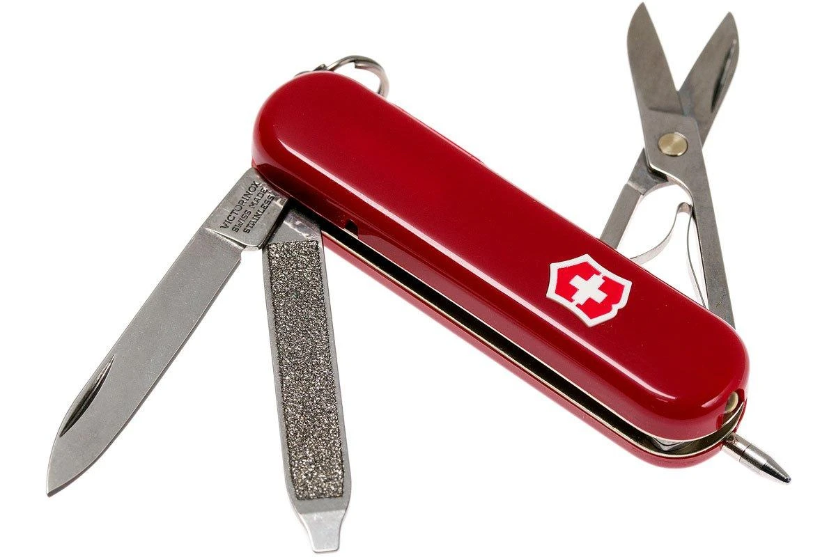 Victorinox Signature Lite Rouge 0.6226 Couteau Suisse 3 Victorinox Signature Lite Rouge 0.6226 Couteau Suisse