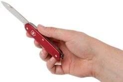 Victorinox Pioneer Alox Red 0.8201.20R4.KTE1 Knivesandtools Edition, Couteau Suisse -Victorinox Boutique VT0 8201 20R4 KTE1 06 victorinox