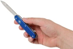 Victorinox Pioneer Alox Blue 0.8201.22R4.KTE1 Knivesandtools Edition, Couteau Suisse -Victorinox Boutique VT0 8201 22R4 KTE1 06 victorinox