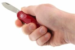 Victorinox Cigar 36 Rouge 2.5703.E Couteau Suisse -Victorinox Boutique VT2 5703 E 04 victorinox cigar 36 vt2 5703 e d4