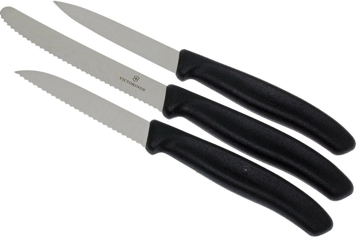 Victorinox SwissClassic Couteaux à Légumes Noir, Set De 3, 6.7113.3 3 Victorinox SwissClassic Couteaux à Légumes Noir, Set De 3, 6.7113.3