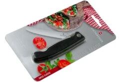 Victorinox SwissClassic Couteau à Légumes Pliant Dentelé Noir, 6.7833.FB -Victorinox Boutique VT6 7833 FB 07 victorinox