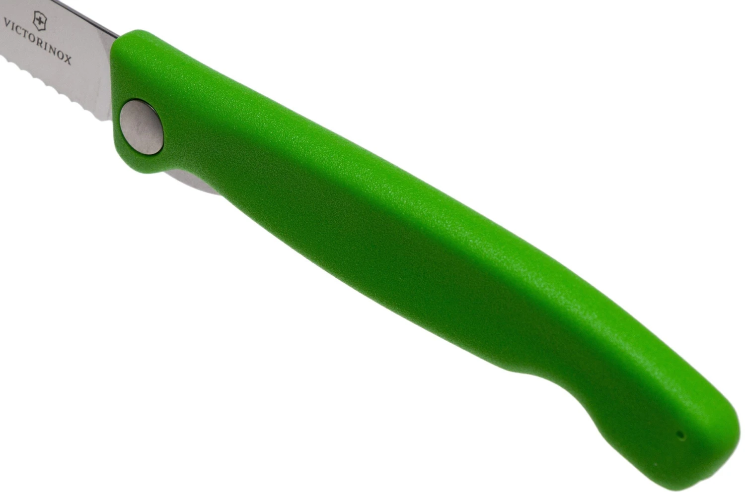 Victorinox SwissClassic 6.7836.F4B Couteau à Légumes Pliant Dentelé, Vert 8 Victorinox SwissClassic 6.7836.F4B Couteau à Légumes Pliant Dentelé, Vert – Image 6