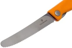 Victorinox SwissClassic 6.7836.F9B Couteau à Légumes Pliant Dentelé, Orange -Victorinox Boutique VT6 7836 F9B 03 victorinox