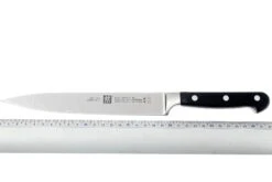 Zwilling - Professional « S » Couteau à Trancher 20 Cm -Victorinox Boutique ZW31020 200 04 zwilling professional s 31020 200 vleesmes d4