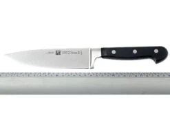 Zwilling - Professional « S » Couteau De Chef 16 Cm -Victorinox Boutique ZW31021 160 04 zwilling professional s 31021 160 koksmes d4